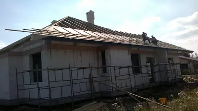 Kowalski Andrzej. Konstrukcje i pokrycia dachowe